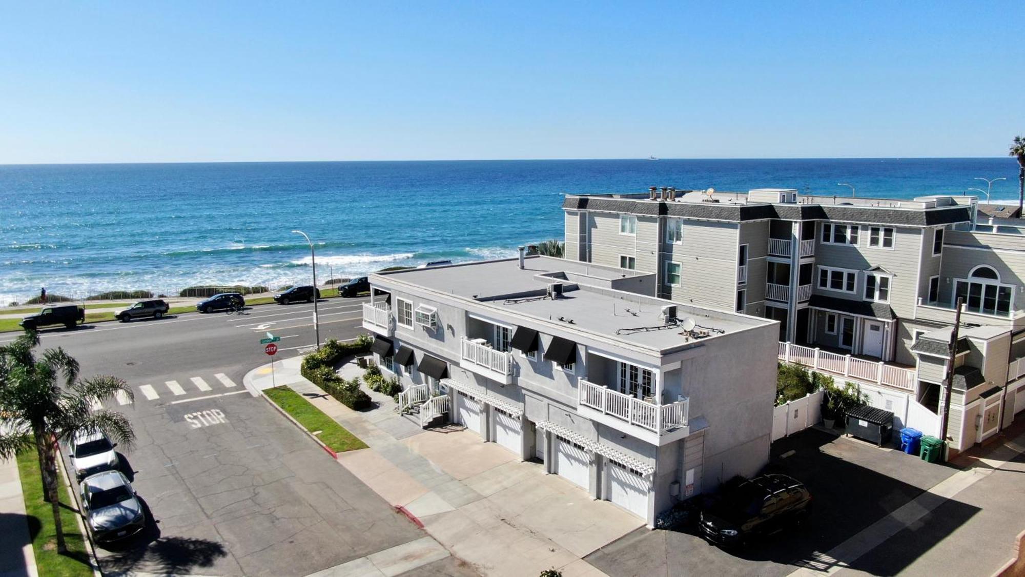 3690 Carlsbad Boulevard - Entire Home Exterior photo